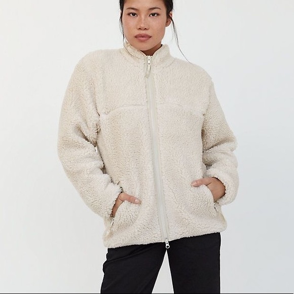 Aritzia Jackets & Blazers - Aritzia TNA Sherpa Fleece Jacket - XS